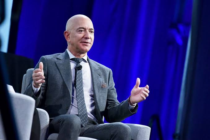 Jeff Bezos to step down as Amazon C.E.O