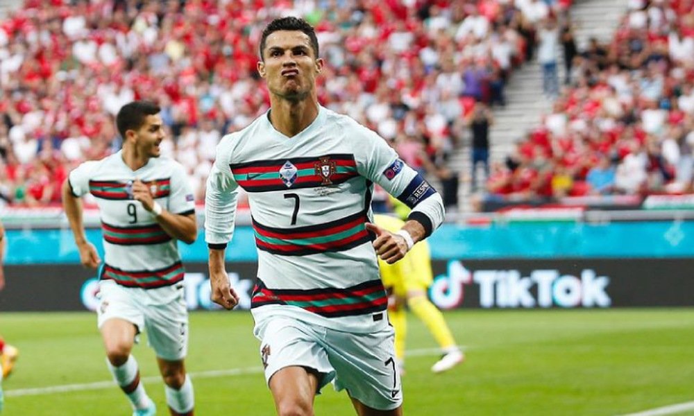 Cristiano Ronaldo First To Reach 300 Million Followers On Instagram