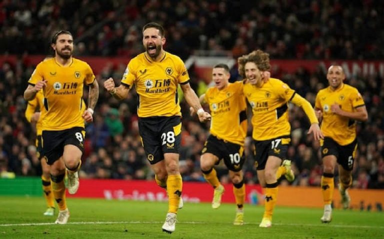 Wolves wins at Old Trafford after 42 years