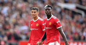 Manchester United ask players delay decision on future until new manager arrives