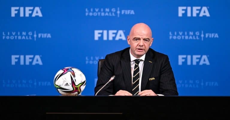 FIFA bans football matches in Russia