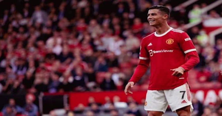 Man United to allow Ronaldo leave this summer