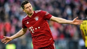 Bayern chief, Oliver Kahn slams Lewandowski over exit comments