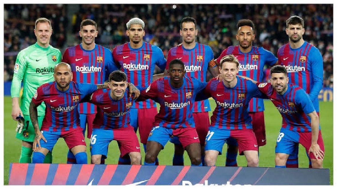 Barca tell top players to take 50 percent cut